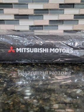 Mitsubishi Motors Portfolio & First Aid Kit AMG22XAB01 With Touch Up Paint Pen